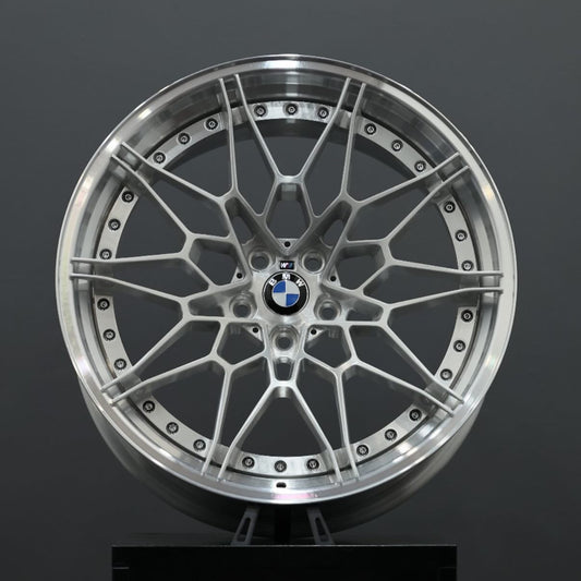 Two-Piece 826M