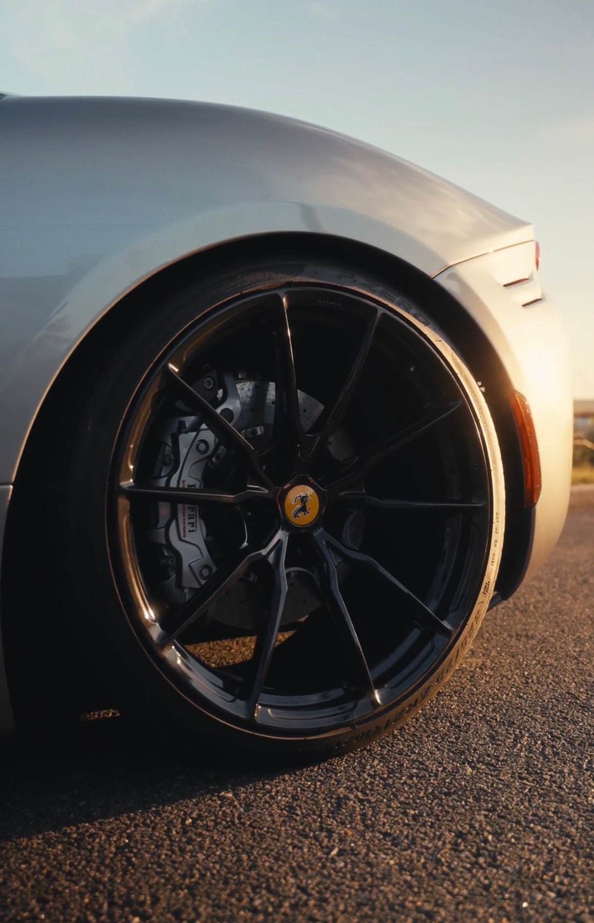 FERRARI SF90