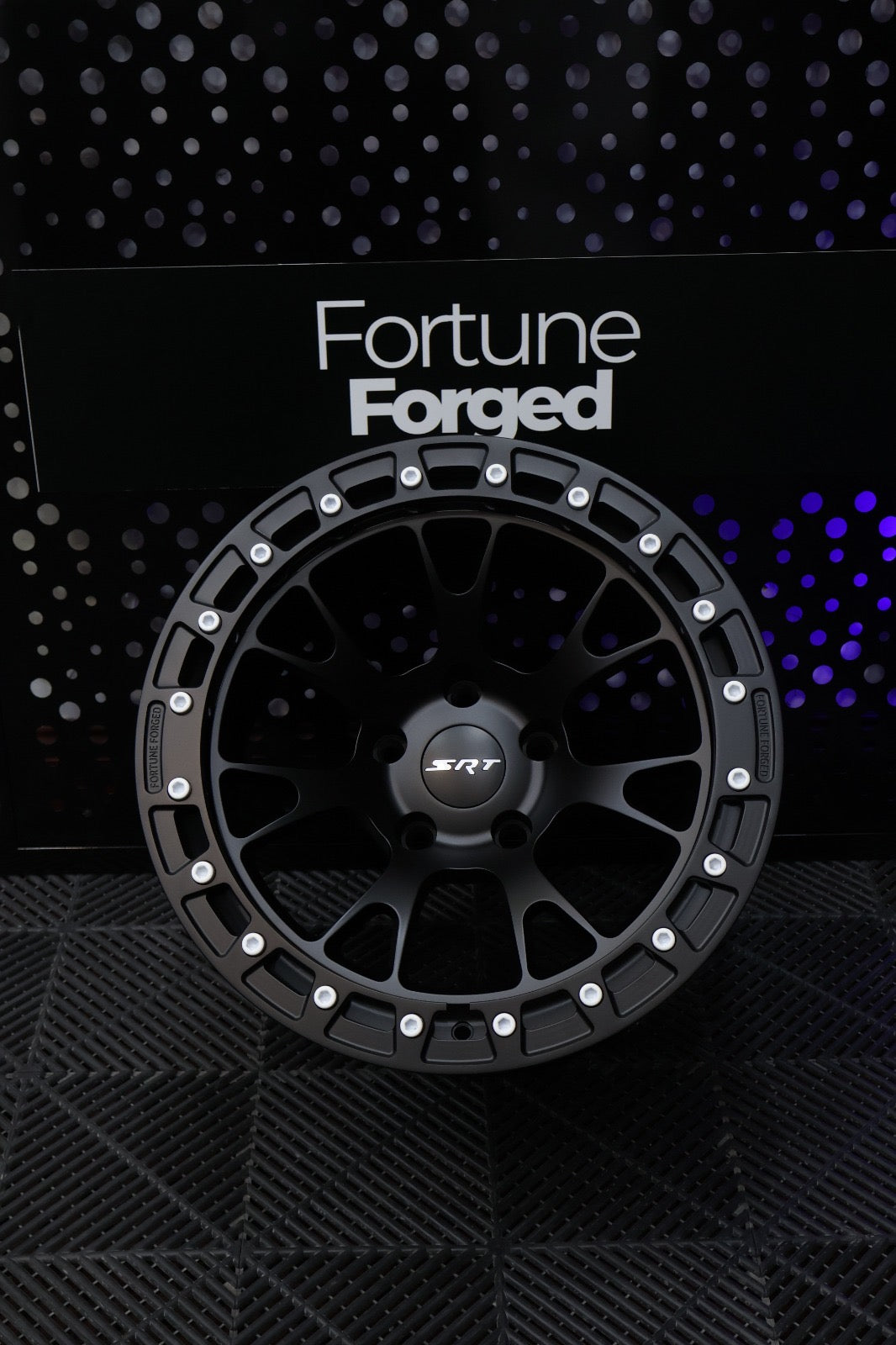 Hellcat SRT "V1" style beadlocks