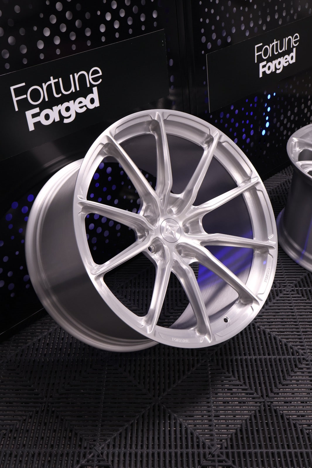F11-R